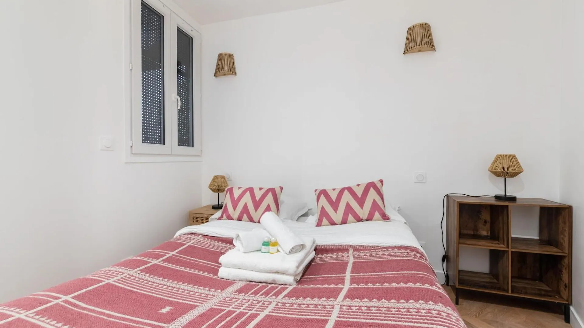 Appartement Tout Equipe Et Cosy Paris 18 - 4P France
